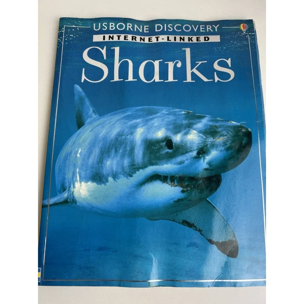 Entire set of Discover Books. Big Cats, Shark, Snakes, & Dinosaurs 4 In Total